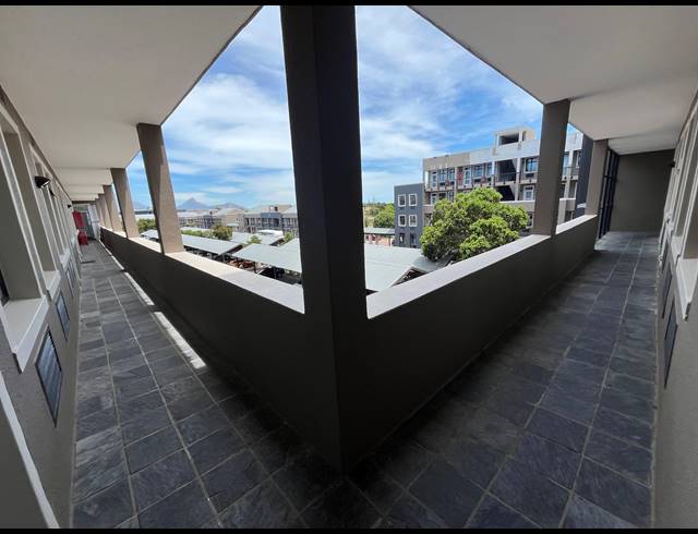 55M² OFFICE TO LET IN CENTURY CITY
